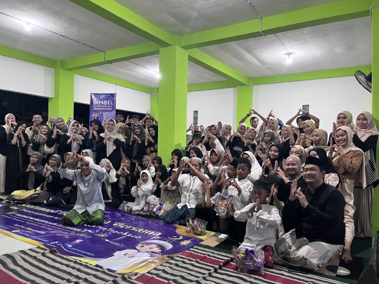 Buka Bersama & Rebranding: Dari Bimbel Pak Mus Ke Bimbel Pionir Mandala